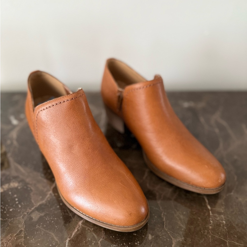 Naturalizer Brown Ankle Booties with Smooth Leather Finish